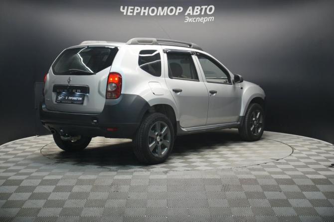 Renault Duster I с пробегом 2013 года, цена 863 000 рублей, 332650 км, внедорожник, Автокод Объявления