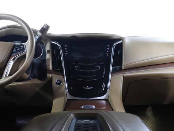 Cadillac Escalade IV с пробегом 2016 года, цена 3 690 000 рублей, 167884 км, внедорожник, Автокод Объявления
