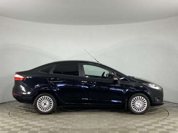 Ford Fiesta Mk6 Рестайлинг с пробегом 2015 года, цена 920 000 рублей, 101315 км, седан, Автокод Объявления