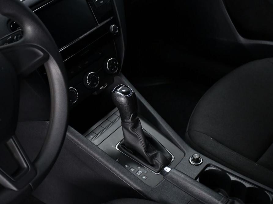 Skoda Octavia III (A7) Рестайлинг Новосибирск  - изображение 21