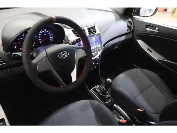 Hyundai Solaris I Рестайлинг с пробегом 2016 года, цена 799 000 рублей, 116423 км, седан, Автокод Объявления