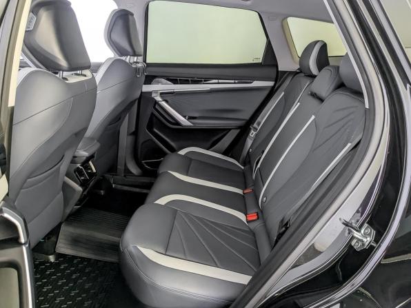 Geely Atlas II с пробегом 2024 года, цена 3 050 000 рублей, 14460 км, внедорожник, Автокод Объявления