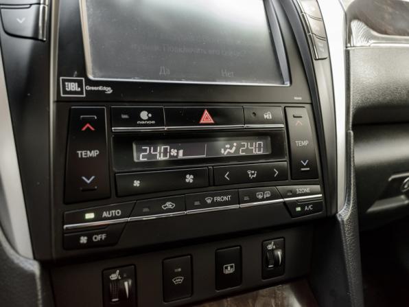 Toyota Camry VII (XV50) Рестайлинг 2 с пробегом 2017 года, цена 2 190 000 рублей, 97968 км, седан, Автокод Объявления