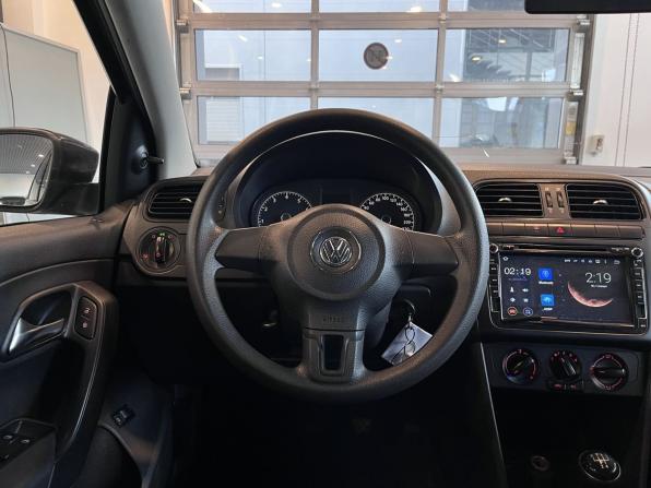 Volkswagen Polo V с пробегом 2014 года, цена 657 000 рублей, 222943 км, седан, Автокод Объявления