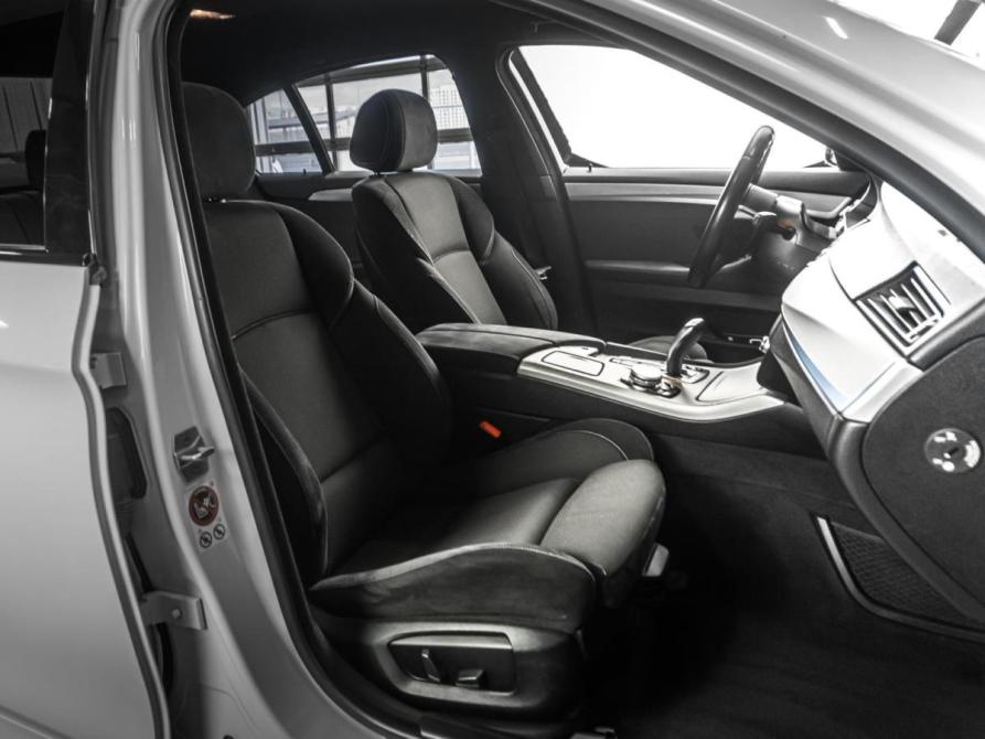 BMW 5 серии VI (F10/F11/F07) Рестайлинг Тюмень  - изображение 8