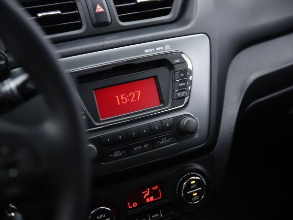 Kia Rio III с пробегом 2015 года, цена 990 000 рублей, 162201 км, седан, Автокод Объявления