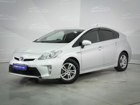 Toyota Prius III Рестайлинг (XW30) с пробегом 2013 года, цена 1 170 000 рублей, 180984 км, лифтбек, Автокод Объявления