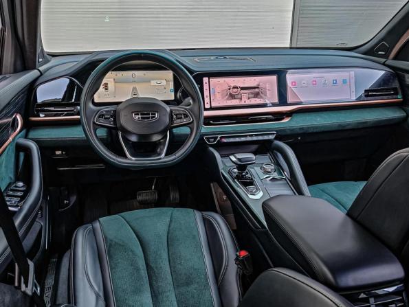 Geely Monjaro I с пробегом 2023 года, цена 2 950 000 рублей, 30162 км, внедорожник, Автокод Объявления