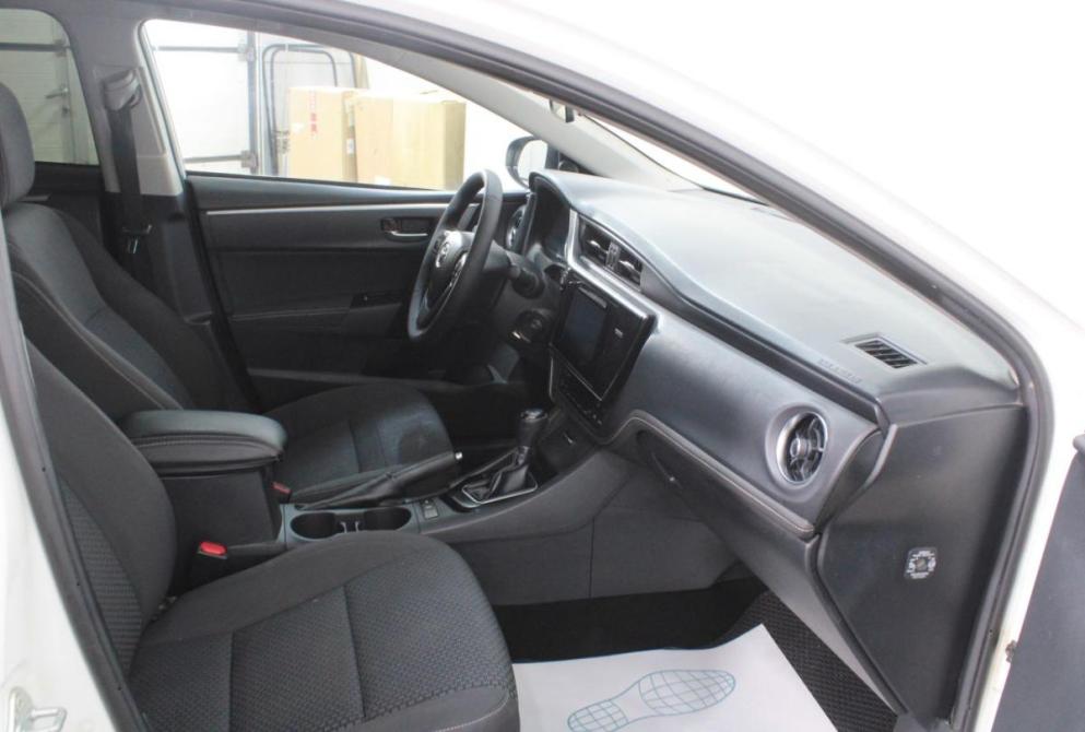 Toyota Corolla XI (E160 E170 E180) Рестайлинг 1 Нижний Новгород  - изображение 10