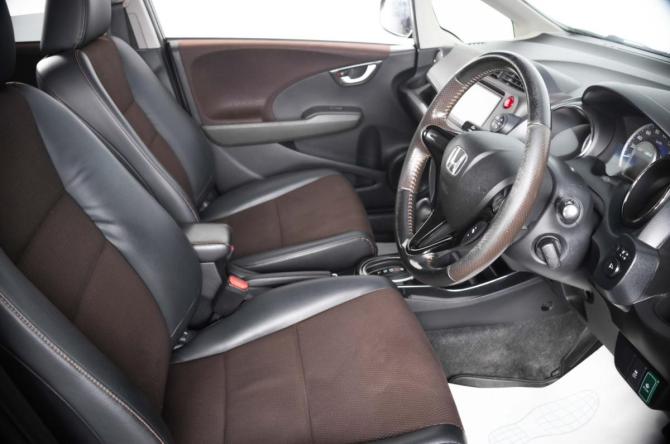Honda Fit Shuttle I с пробегом 2012 года, цена 899 000 рублей, 107235 км, универсал, Автокод Объявления