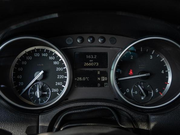 Mercedes-Benz GL-Класс I (X164) Рестайлинг с пробегом 2012 года, цена 2 140 000 рублей, 266073 км, внедорожник, Автокод Объявления