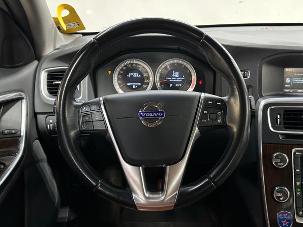 Volvo S60 II с пробегом 2013 года, цена 1 230 000 рублей, 131950 км, седан, Автокод Объявления