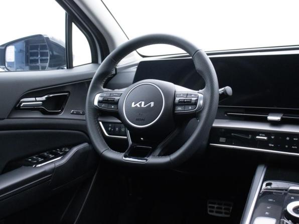 Kia Sportage V с пробегом 2025 года, цена 3 890 000 рублей, 7000 км, внедорожник, Автокод Объявления