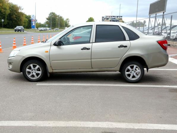 Lada (ВАЗ) Granta I с пробегом 2012 года, цена 291 000 рублей, 197500 км, седан, Автокод Объявления