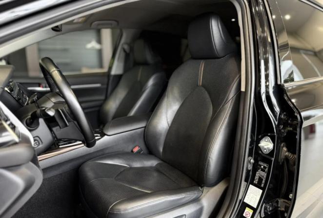 Toyota Camry VII (XV50) Рестайлинг 2 с пробегом 2018 года, цена 2 850 000 рублей, 103500 км, седан, Автокод Объявления