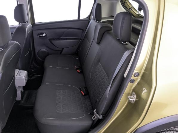 Renault Sandero II с пробегом 2015 года, цена 995 000 рублей, 50583 км, хэтчбек, Автокод Объявления