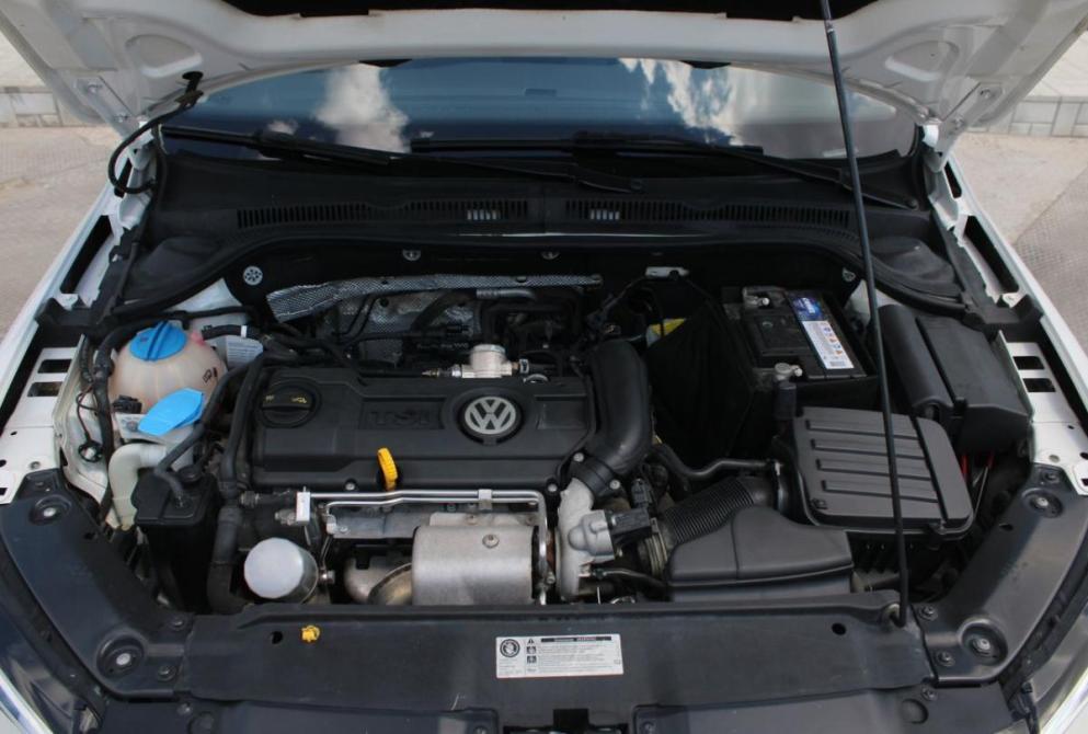 Volkswagen Jetta VI Рестайлинг Саратов  - изображение 16