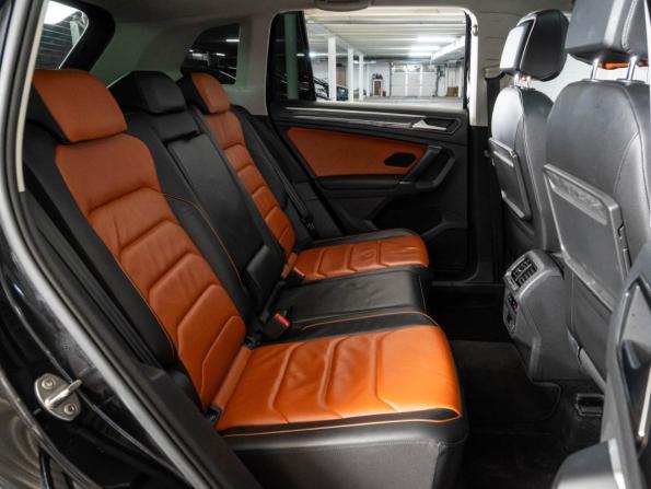 Volkswagen Tiguan II с пробегом 2017 года, цена 2 688 000 рублей, 162394 км, внедорожник, Автокод Объявления