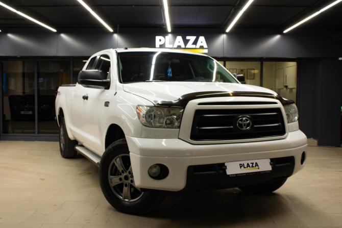 Toyota Tundra II с пробегом 2010 года, цена 2 799 000 рублей, 174342 км, пикап, Автокод Объявления