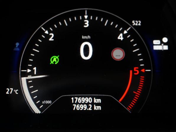 Renault Megane IV с пробегом 2018 года, цена 1 350 000 рублей, 176990 км, универсал, Автокод Объявления