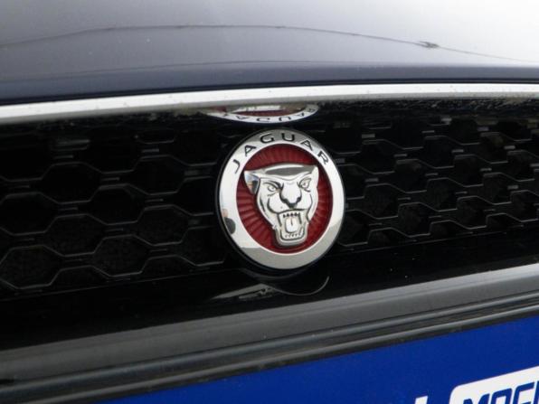 Jaguar F-Type I с пробегом 2015 года, цена 4 098 055 рублей, 27024 км, купе, Автокод Объявления