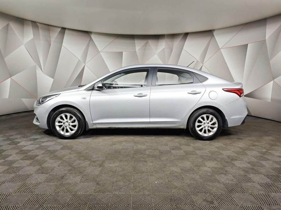Hyundai Solaris II Москва  - изображение 5