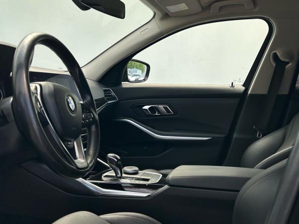 BMW 3 серии VII (G2x) с пробегом 2019 года, цена 2 570 000 рублей, 189000 км, седан, Автокод Объявления