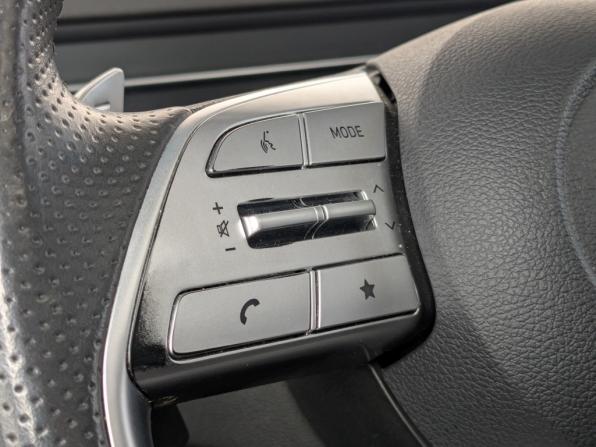 Hyundai Staria I с пробегом 2023 года, цена 4 850 000 рублей, 48774 км, минивэн, Автокод Объявления