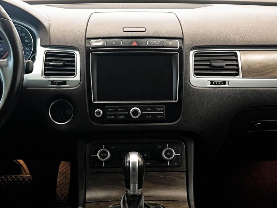 Volkswagen Touareg II Рестайлинг Казань  - изображение 18
