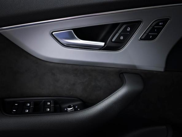 Audi Q7 II (4M) Рестайлинг с пробегом 2019 года, цена 4 678 000 рублей, 157437 км, внедорожник, Автокод Объявления