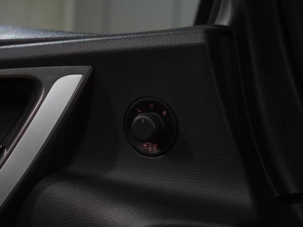Opel Astra J Рестайлинг с пробегом 2013 года, цена 929 000 рублей, 163298 км, седан, Автокод Объявления