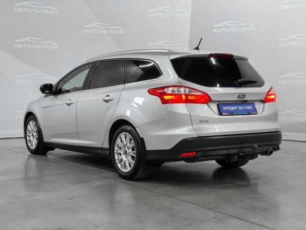 Ford Focus III с пробегом 2013 года, цена 980 000 рублей, 218372 км, универсал, Автокод Объявления