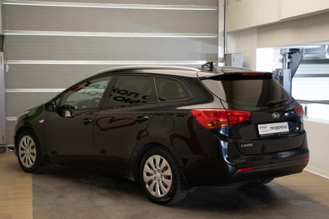 Kia Ceed II Рестайлинг с пробегом 2018 года, цена 1 400 000 рублей, 89529 км, универсал, Автокод Объявления