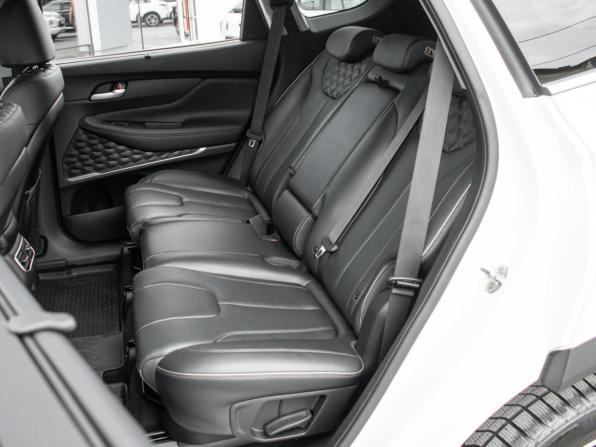 Hyundai Santa Fe IV Рестайлинг с пробегом 2021 года, цена 3 260 000 рублей, 90541 км, внедорожник, Автокод Объявления
