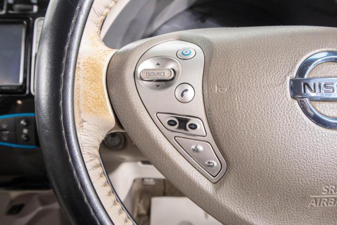 Nissan Leaf I (ZE0/AZE0) с пробегом 2013 года, цена 949 000 рублей, 230000 км, хэтчбек, Автокод Объявления