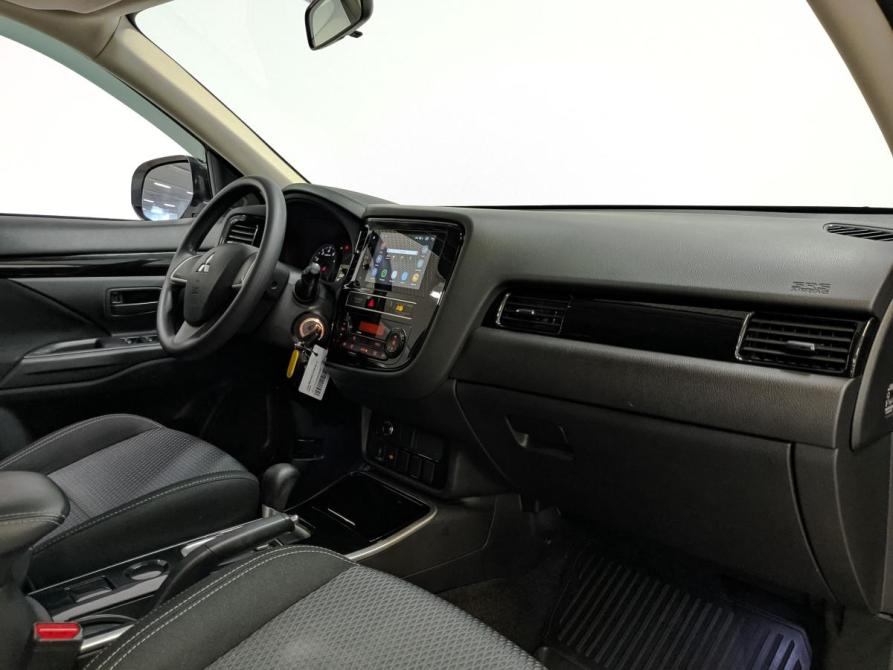 Mitsubishi Outlander III Рестайлинг 3 Санкт-Петербург  - изображение 13