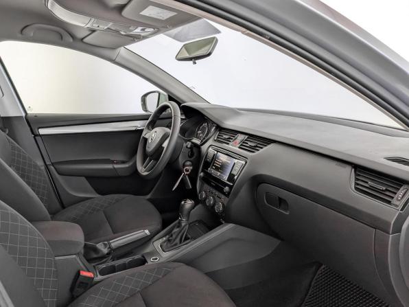 Skoda Octavia III (A7) Рестайлинг с пробегом 2019 года, цена 1 800 000 рублей, 114143 км, лифтбек, Автокод Объявления