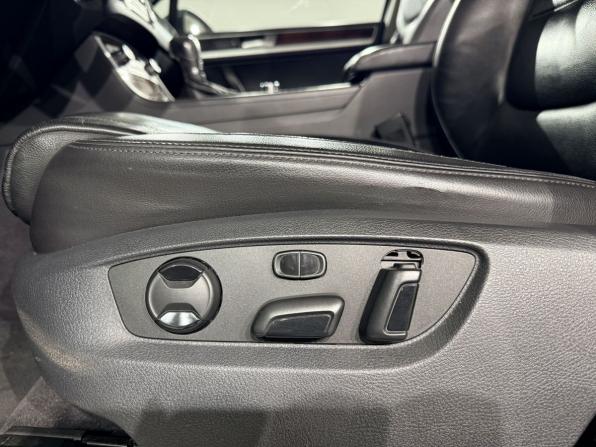 Volkswagen Touareg II с пробегом 2012 года, цена 2 090 000 рублей, 197000 км, внедорожник, Автокод Объявления