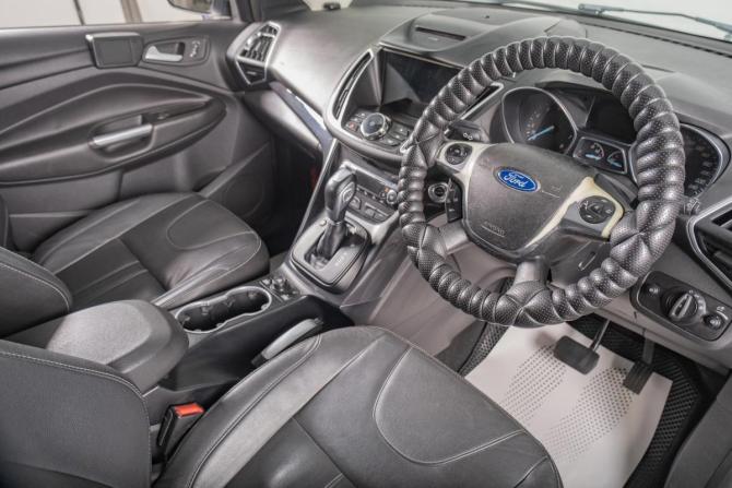 Ford Kuga II с пробегом 2013 года, цена 1 339 000 рублей, 165000 км, внедорожник, Автокод Объявления