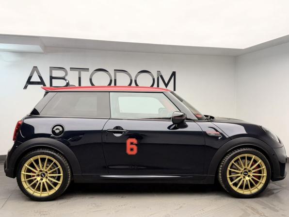 Mini Hatch III (F55/F56) Рестайлинг 2 с пробегом 2021 года, цена 3 849 000 рублей, 31823 км, хэтчбек, Автокод Объявления