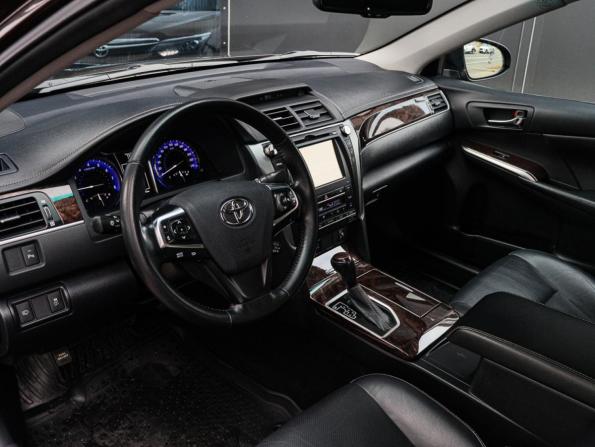 Toyota Camry VII (XV50) Рестайлинг 2 с пробегом 2017 года, цена 2 250 000 рублей, 169930 км, седан, Автокод Объявления