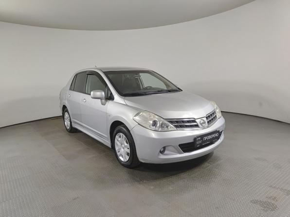 Nissan Tiida I Рестайлинг с пробегом 2010 года, цена 650 000 рублей, 207267 км, седан, Автокод Объявления