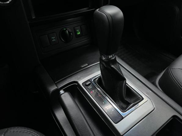 Toyota Land Cruiser Prado 150 Series Рестайлинг 1 с пробегом 2016 года, цена 3 940 000 рублей, 189161 км, внедорожник, Автокод Объявления