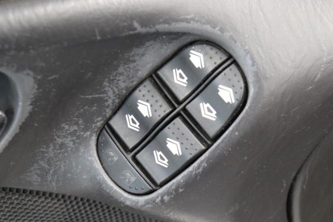 Ford Focus I Рестайлинг с пробегом 2003 года, цена 218 000 рублей, 255408 км, седан, Автокод Объявления