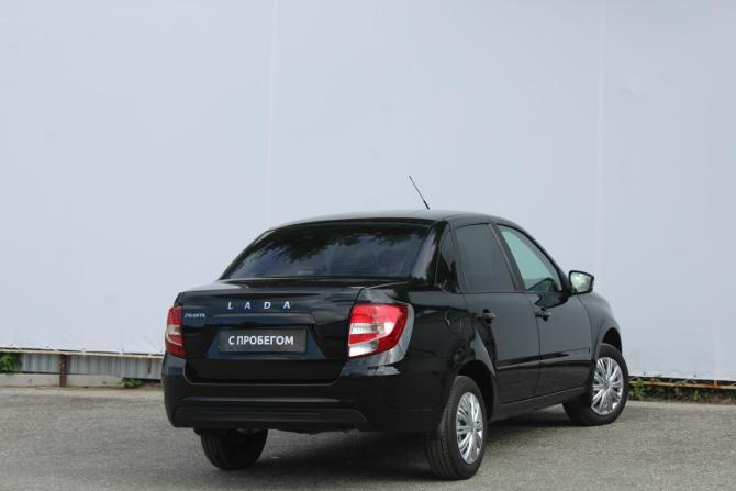 Lada (ВАЗ) Granta I Рестайлинг с пробегом 2024 года, цена 900 000 рублей, 28000 км, седан, Автокод Объявления