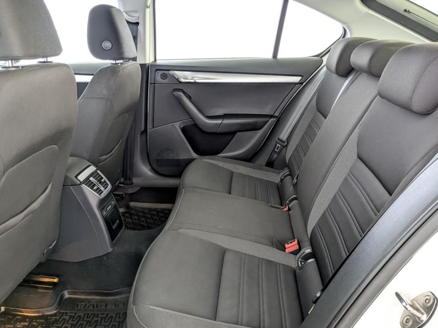 Skoda Octavia III (A7) Рестайлинг Москва  - изображение 12