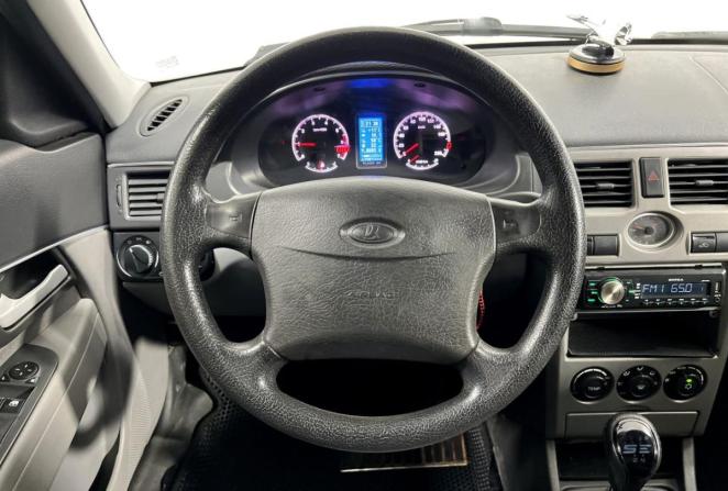 Lada (ВАЗ) Priora I с пробегом 2012 года, цена 330 000 рублей, 234873 км, хэтчбек, Автокод Объявления