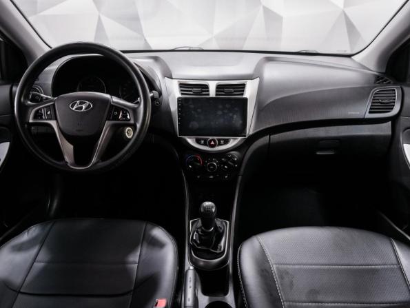Hyundai Solaris I Рестайлинг с пробегом 2014 года, цена 705 000 рублей, 236199 км, седан, Автокод Объявления