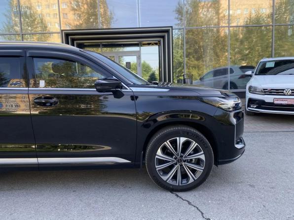 Exeed VX I Рестайлинг с пробегом 2024 года, цена 3 999 000 рублей, 10460 км, внедорожник, Автокод Объявления