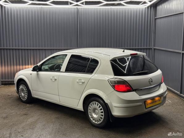 Opel Astra H Рестайлинг с пробегом 2011 года, цена 559 000 рублей, 131621 км, хэтчбек, Автокод Объявления